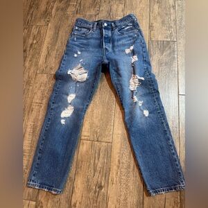 Levi's Distressed Dark Blue Straight Jeans